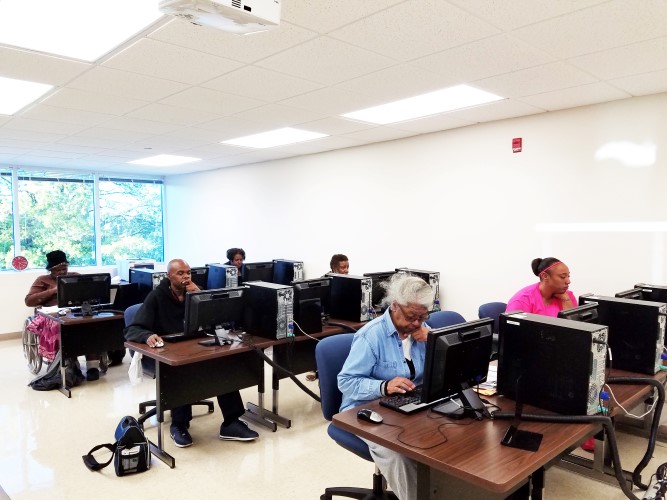 United Way Place Matters – Neighborhoods Empowered Through Technology (NETT) Photo